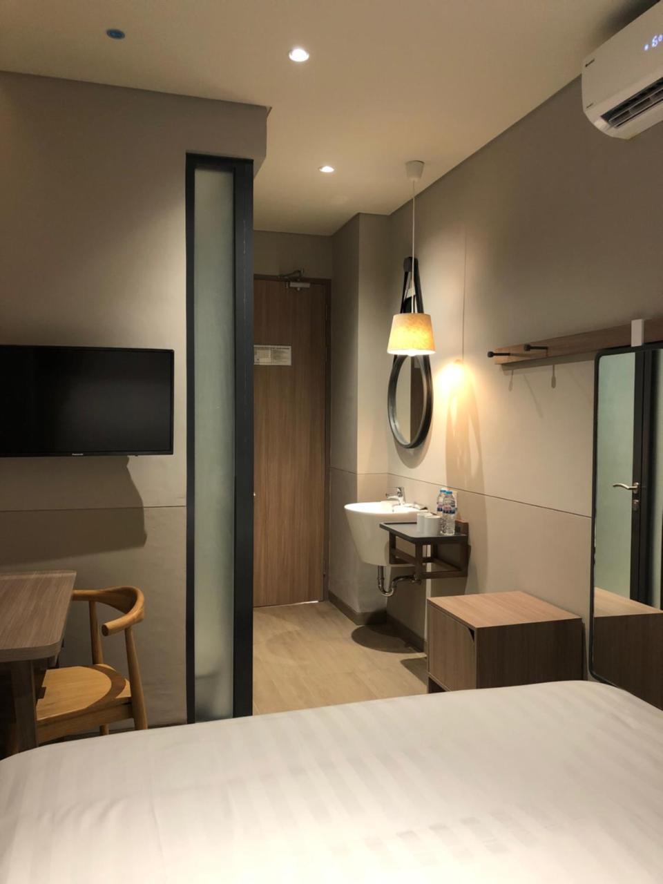 Citrip Hotel Simpang Lima Semarang Exterior foto